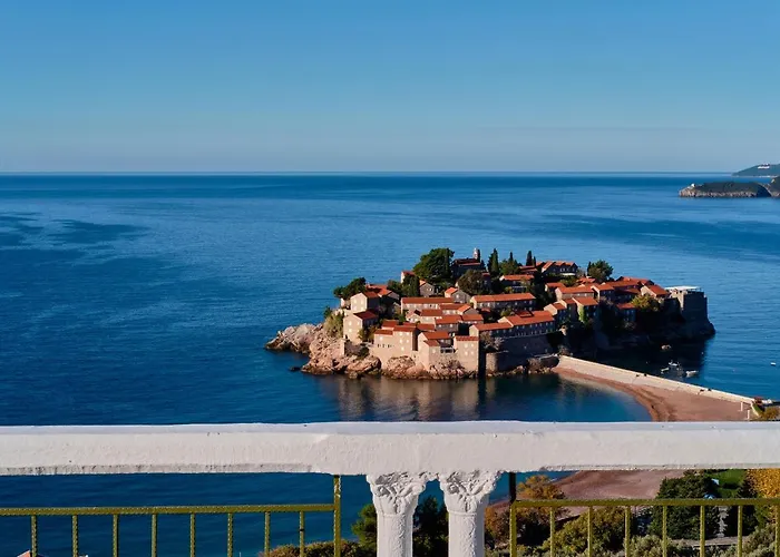 Sveti Stefan Hotels for Romantic Getaway