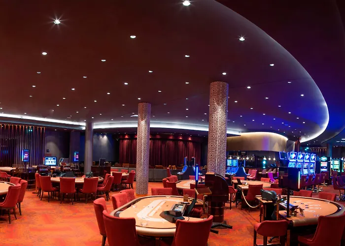 Budva Hotels with Tennis Court