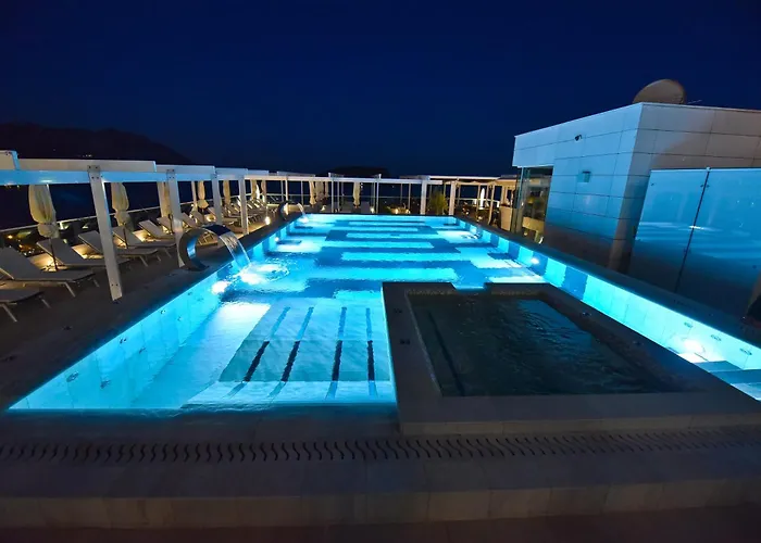 Budva Vacation Rentals with pool