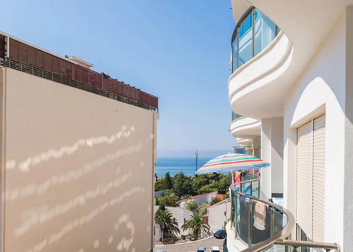 Budva hotels near Omnia Night Club