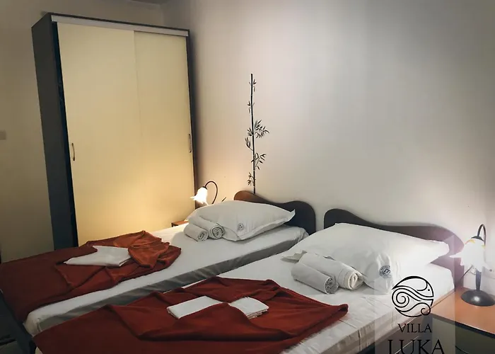 Best Sveti Stefan Hotels For Families With Kids near Plaza Galija